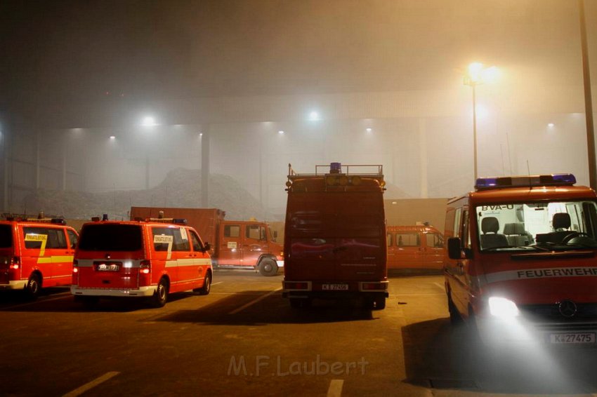 Feuer 3 GVG Koeln Niehl Geestemuenderstr P029.jpg